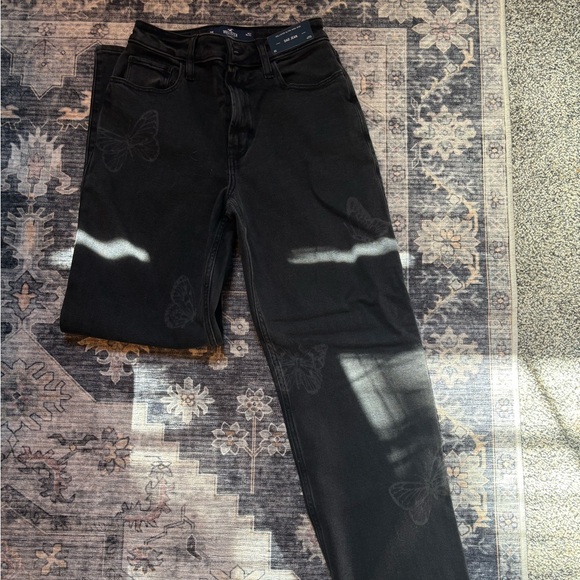 Hollister Black Jeans with Butterfly Pattern - Picture 1 of 4